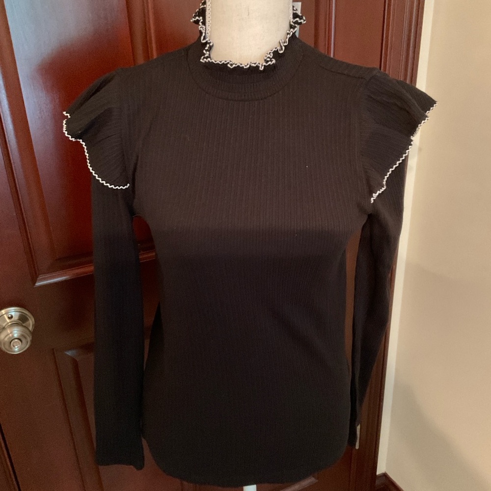 Loft Top. Sz. Medium